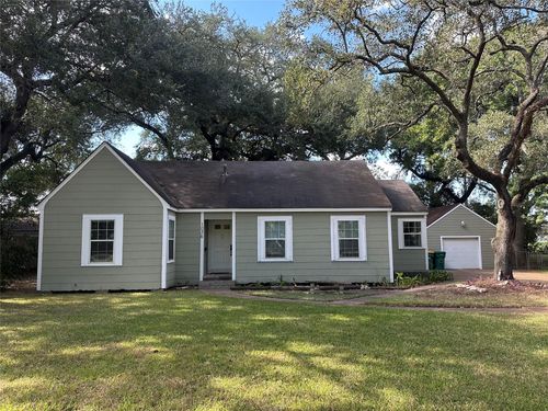 1036 Hathaway St, La Marque, TX, 77568-5806 | Card Image