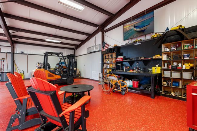 View of garage | Image 18
