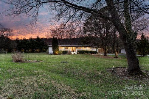 2 Shady Oak Ln, Arden, NC, 28704-9790 | Card Image
