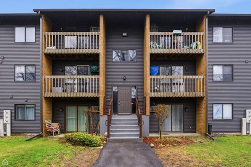 112-627 Virginia Rd, Crystal Lake, IL, 60014-7980 | Card Image