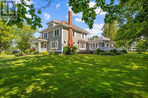 141 Victoria Rd, Summerside, PE, C1N2G6 | Card Image