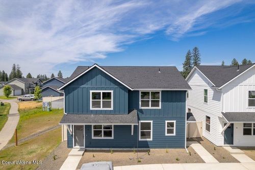 8 Potlatch Loop, Priest River, ID, 83856-6203 | Card Image