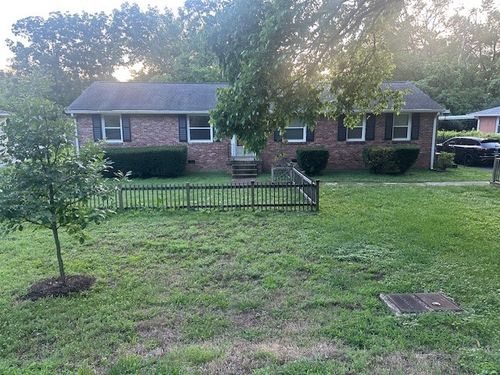 4411 Scenic Dr, Nashville, TN, 37204-4132 | Card Image
