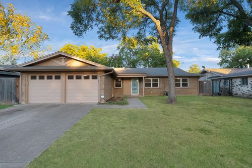 515 Buffalo Dr, Arlington, TX, 76013-1207 | Card Image