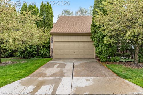 2217 Siboney Ct, Rochester Hills, MI, 48309-3749 | Card Image