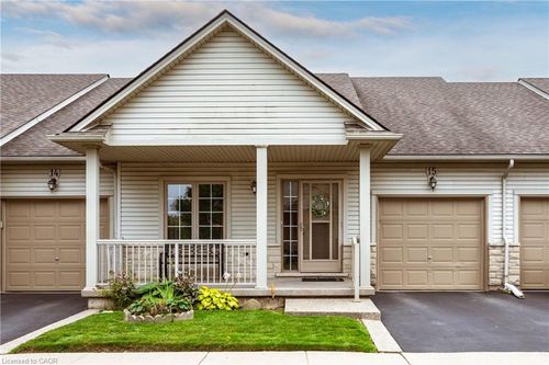 15-130 Southbrook Dr, Binbrook, ON, L0R1C0 | Card Image