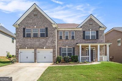 2036 Broadmoor Way, House other with 4 bedrooms, 2 bathrooms and 4 parking in Fairburn GA | Image 1