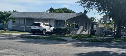 630 Sw 58th Ave, Miami, FL, 33143-2302 | Card Image