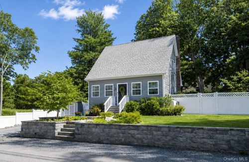 15 Canary Rd, Rocky Point, NY, 11778-9522 | Card Image