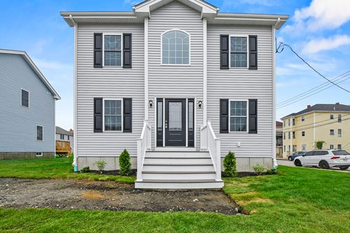105 Tripp St, Fall River, MA, 02724-2423 | Card Image
