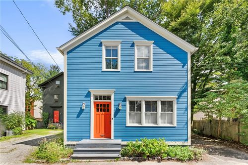 4 Theresa Ct, Providence, RI, 02909-1710 | Card Image