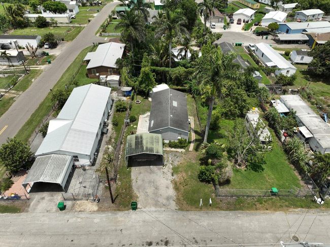 817 E 7 Th St, House other with 3 bedrooms, 2 bathrooms and null parking in Pahokee FL | Image 49