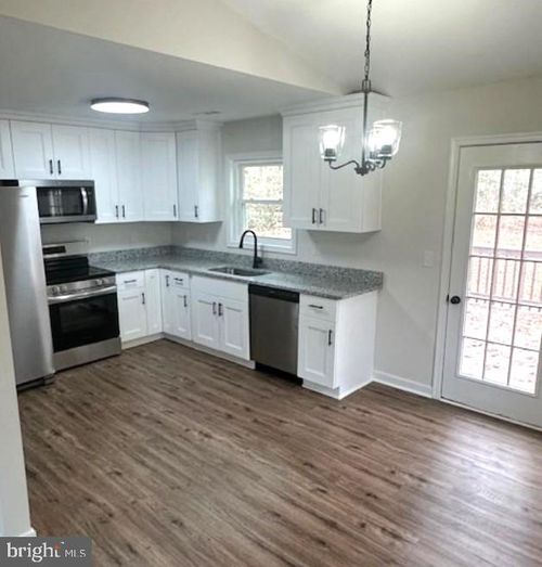 66 Lands End Dr, MONTROSS, VA, 22520-8522 | Card Image