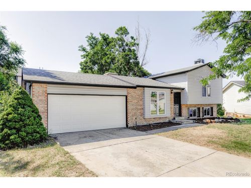 16634 E Louisiana Dr, Aurora, CO, 80017-4108 | Card Image
