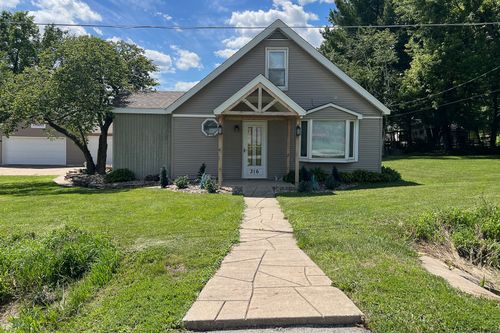 316 Elm St, Buffalo, IA, 52728-7741 | Card Image