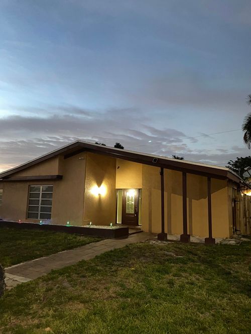 6609 Arbor Dr, Miramar, FL, 33023-4901 | Card Image