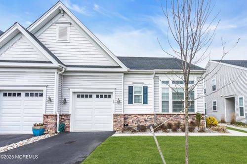 18 Gulfstream Rd, New Egypt, NJ, 08533-1729 | Card Image