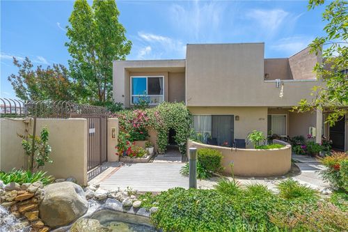 10732 Knott Ave, Stanton, CA, 90680-1969 | Card Image