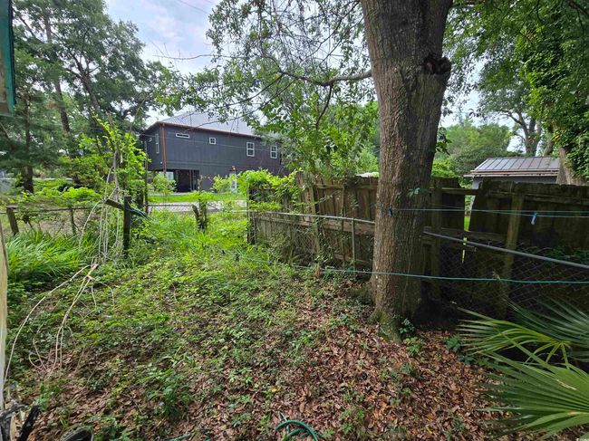 View of yard | Image 10
