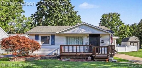 543 Atwater St, Lake Orion, MI, 48362-3312 | Card Image