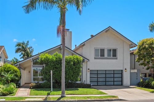 3962 Mistral Dr, Huntington Beach, CA, 92649-2162 | Card Image