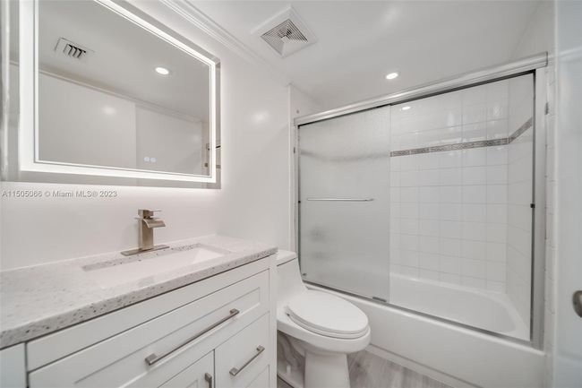 APT-211 - 677 Trace Cir, Condo with 2 bedrooms, 2 bathrooms and null parking in Deerfield Beach FL | Image 20