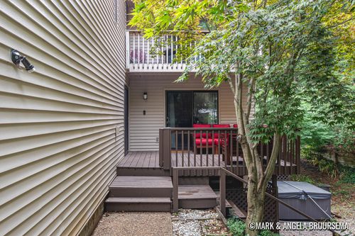 d-17468 Dunewood Ct, Spring Lake, MI, 49456-9226 | Card Image