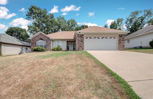 10733 Stoneridge Dr, Sherwood, AR, 72120-2353 | Card Image