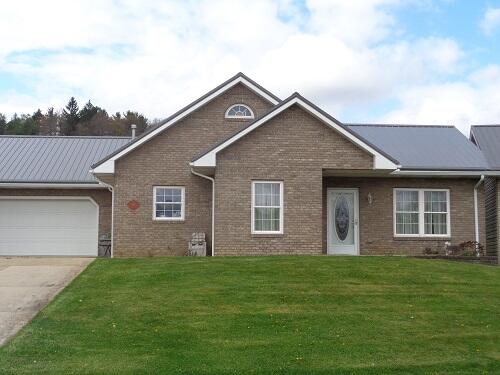 Columbus Dr, Punxsutawney, PA 15767