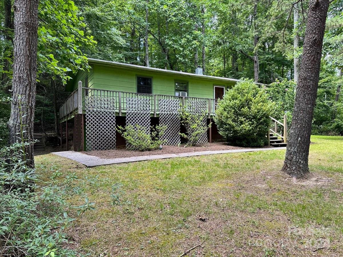 Apple Blossom Trl, Hendersonville, NC 28792