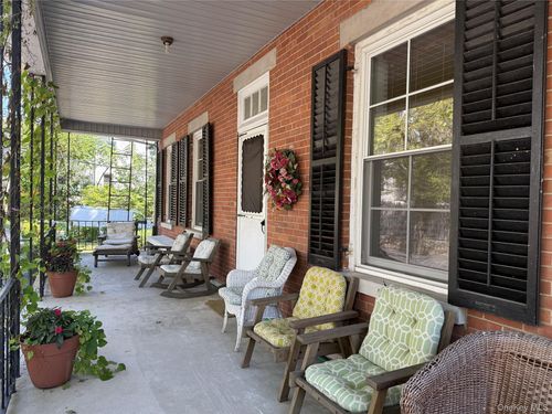 fl-2nd-5 Wood Ct, Tarrytown, NY, 10591-3107 | Card Image