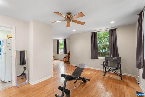 564 N Bath Ave, WAYNESBORO, VA, 22980-2808 | Card Image