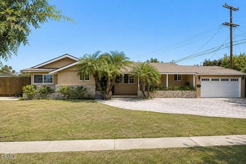 814 Kellogg Ave, Glendale, CA, 91202-2714 | Card Image