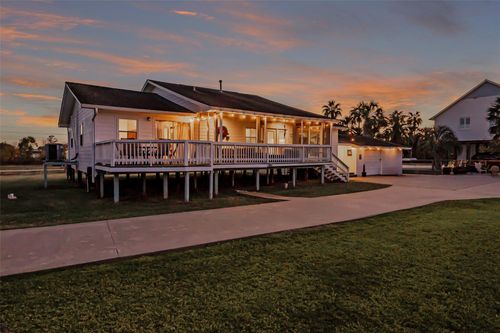 1583 County Road 291, Sargent, TX, 77414-2319 | Card Image