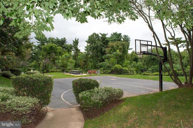 UNIT-3113 - 1591 Spring Gate Dr, Condo with 2 bedrooms, 2 bathrooms and null parking in MCLEAN VA | Image 51