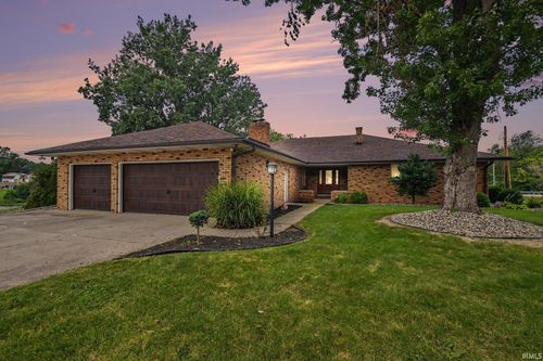 1116 Erin Ct, Middlebury, IN, 46540-9820 | Card Image