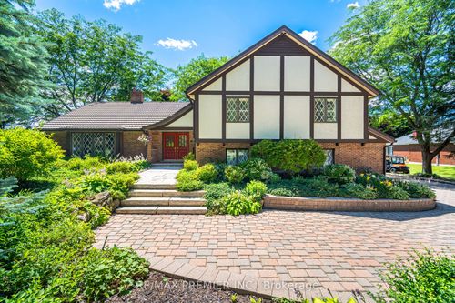 18 Ingleview Dr, Inglewood, ON, L7C1P3 | Card Image
