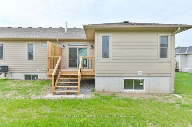 67 Seymour Rd, House attached with 2 bedrooms, 2 bathrooms and 2 parking in Hunt ON | Image 18