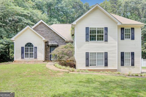 70 N Strathmore Dr, Sharpsburg, GA, 30277-3275 | Card Image