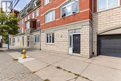 104-3400 Lake Shore Blvd W, Etobicoke, ON, M8W4Z9 | Card Image