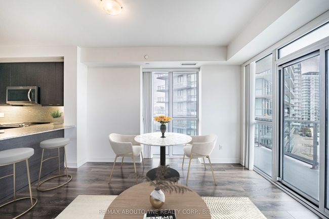 704 - 4633 Glen Erin Dr, Condo with 2 bedrooms, 2 bathrooms and null parking in Mississauga ON | Image 13