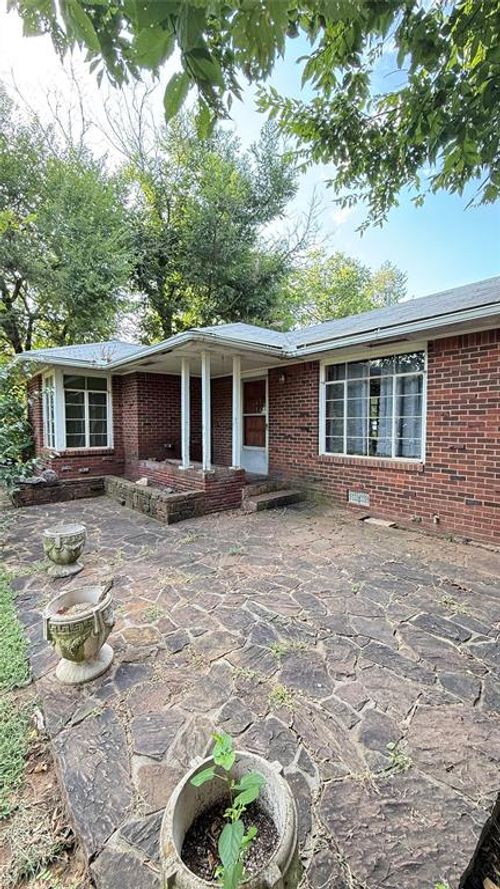 8520 Ne 28th St, Spencer, OK, 73084-3622 | Card Image