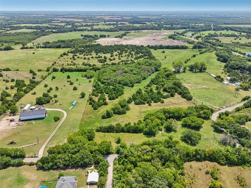 1456 Willy Vester Rd, Van Alstyne, TX, 75495-2716 | Card Image