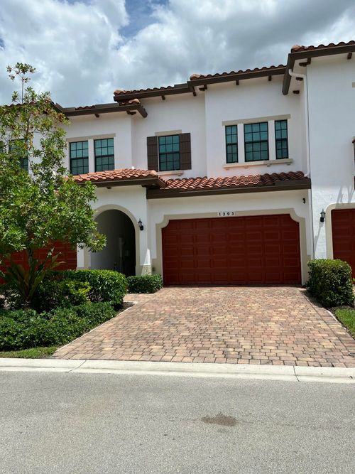 1393 Sw 115th Ave, Pembroke Pines, FL, 33025-4837 | Card Image