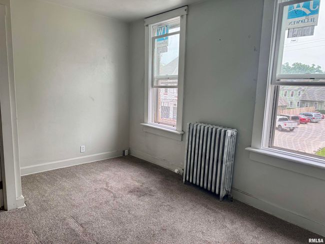 APT-3 - 1622 Washington St, Condo with 1 bedrooms, 1 bathrooms and null parking in Davenport IA | Image 4