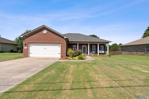 168 Ladd Rd, Huntsville, AL, 35811-9444 | Card Image