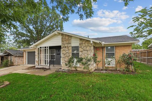 322 Saffron Cir, Mesquite, TX, 75149-3028 | Card Image