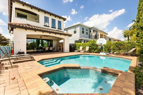 1097 Castle Pines Ct, REUNION, FL, 34747-6421 | Card Image