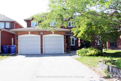 834 Surin Crt, Newmarket, ON, L3Y8R4 | Card Image