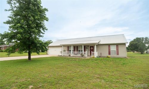 304 Bohannon St, Sikeston, MO, 63801-9029 | Card Image